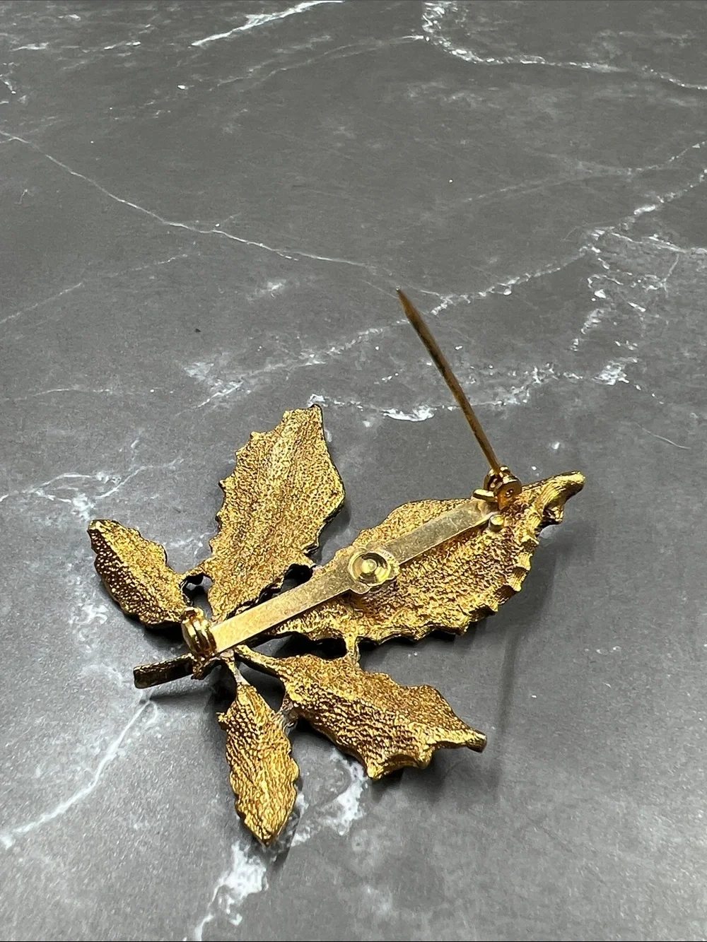 Vintage fall leaf
